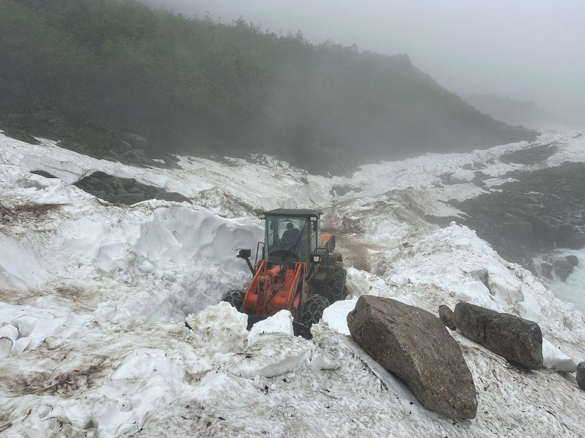 Rize'de Yüksek Kesimlerde Karla Mücadele Çalışmaları Devam Ediyor