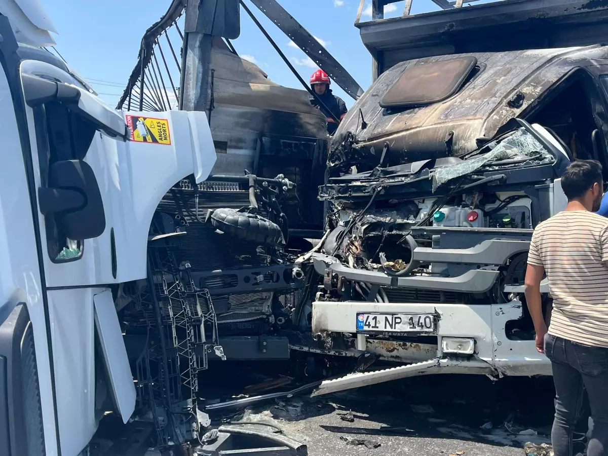 Pamukova'da Feci Kaza: 1 Ölü, 2 Yaralı