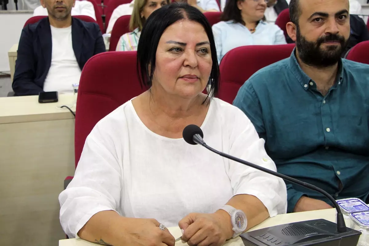 Seyhan Belediyesi'nde Hasibe Akkan başkanvekili seçildi