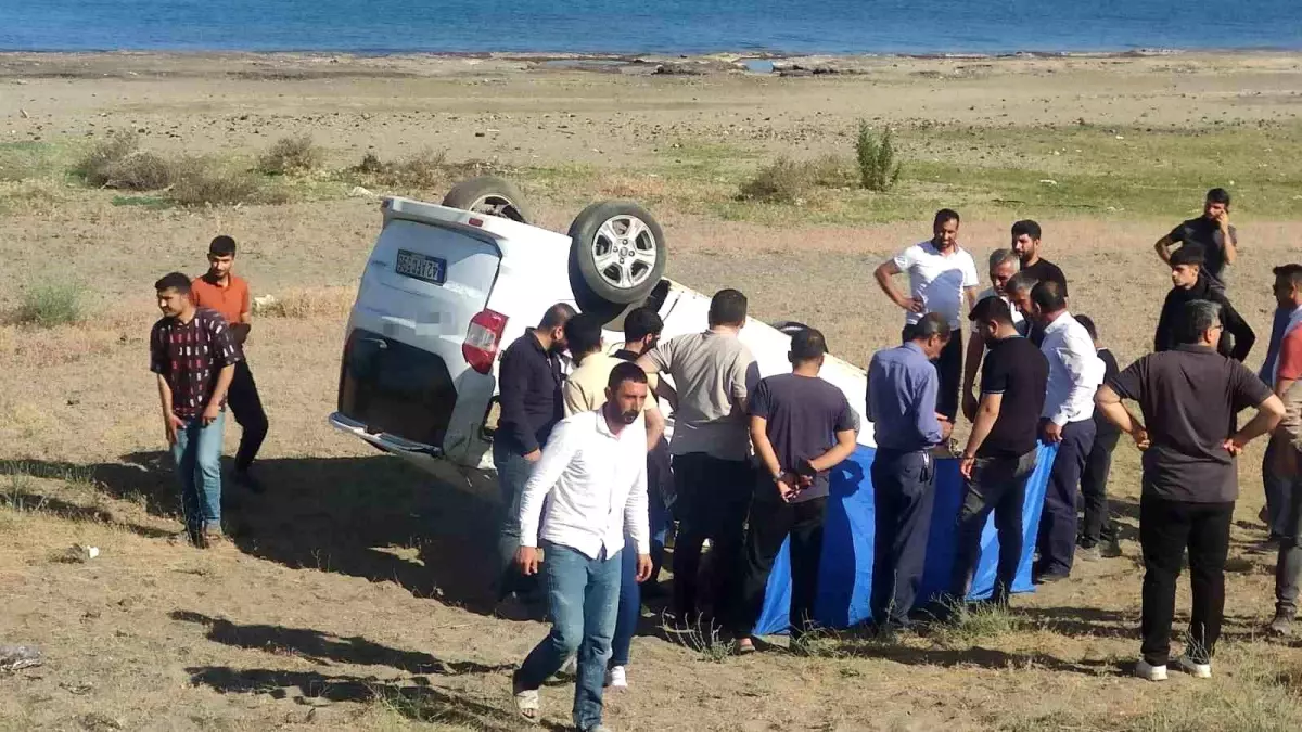 Bitlis'te Trafik Kazası: İki Kişi Yaralandı.