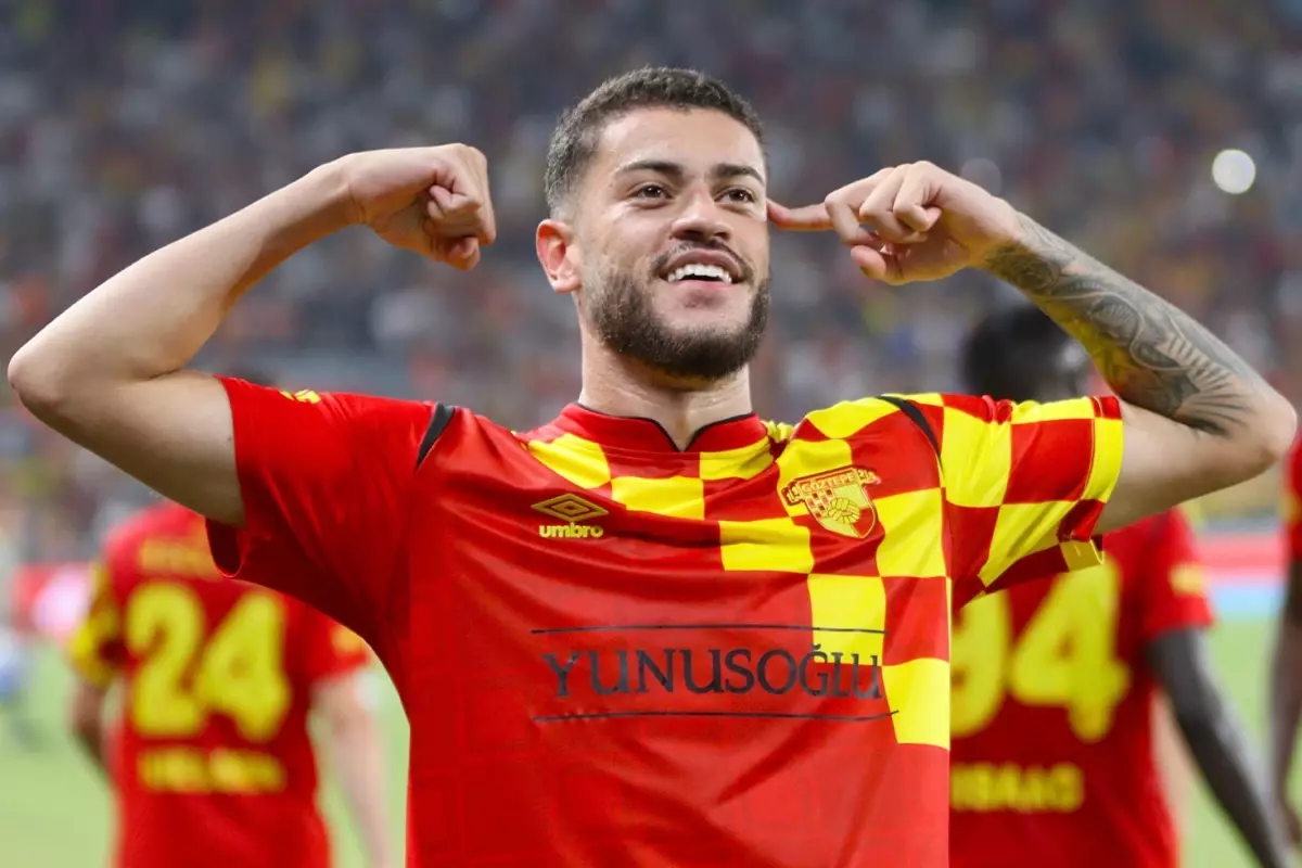Türkiye'de tutabilene aşk olsun! Premier Lig ekipleri, Romulo için sıraya girdi