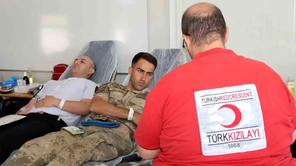 Yozgat'ta Jandarma Personeli Kan Bağışında Bulundu