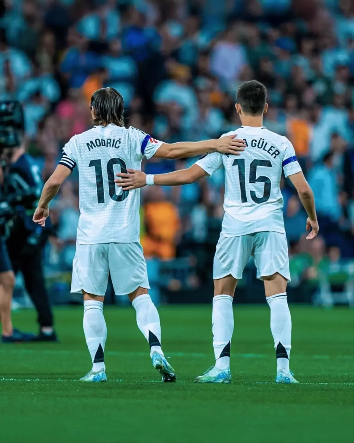 Arda Güler, Luka Modric'in 10 Numaralı Formasını Almaya Talip