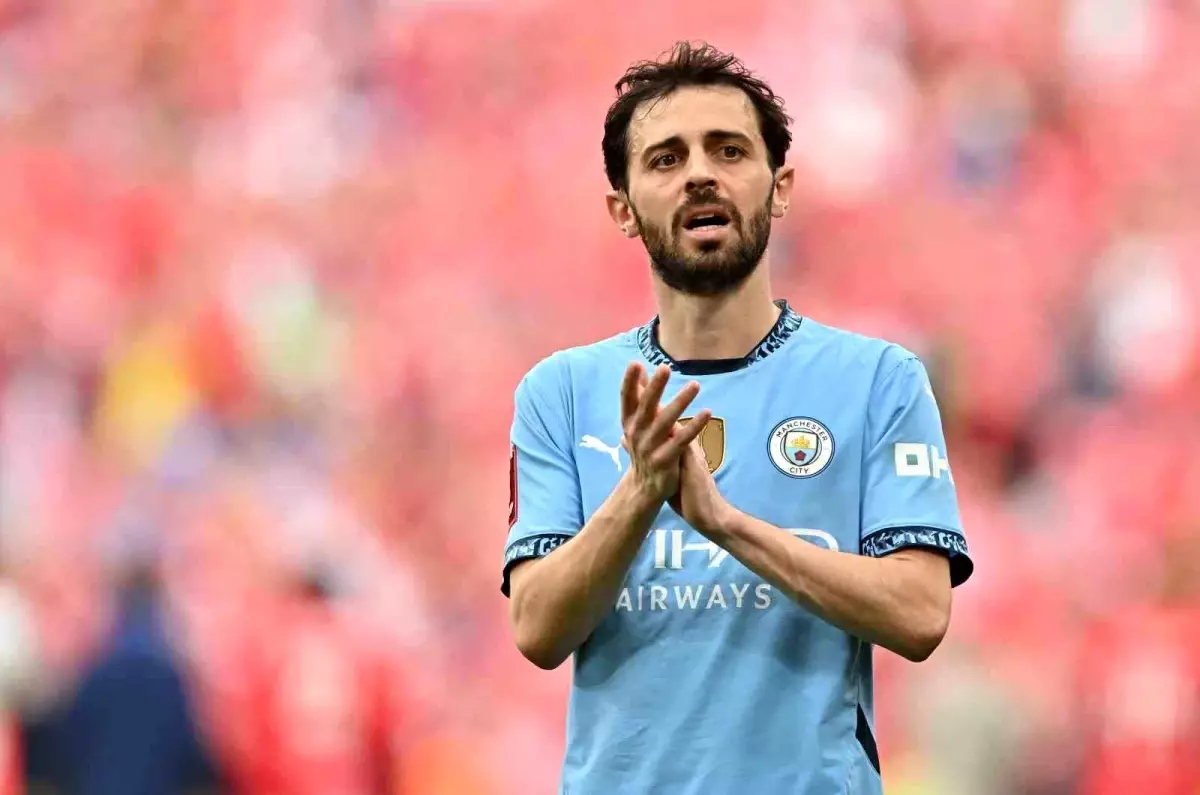 Bernardo Silva, Manchester City'de Kalacağını Açıkladı