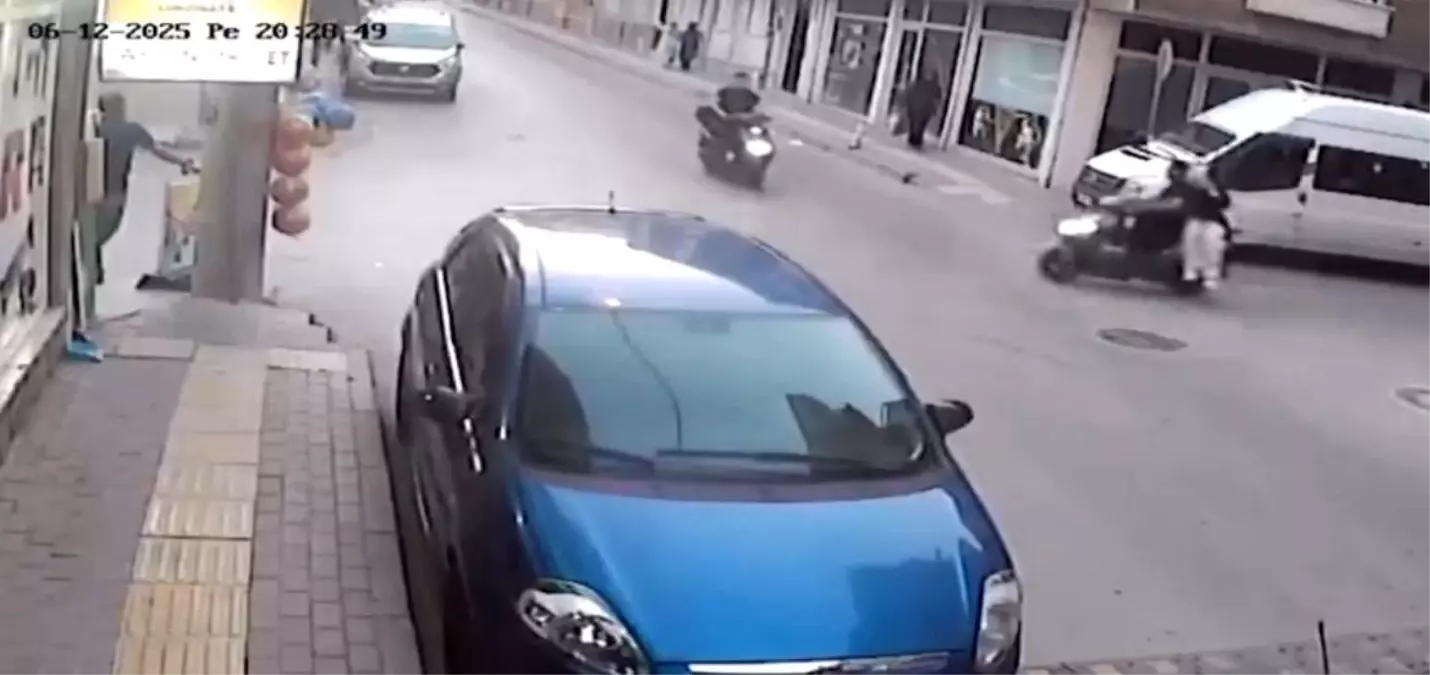 Karacabey'de Motosikletlerin Çarpışma Anı Kamerada