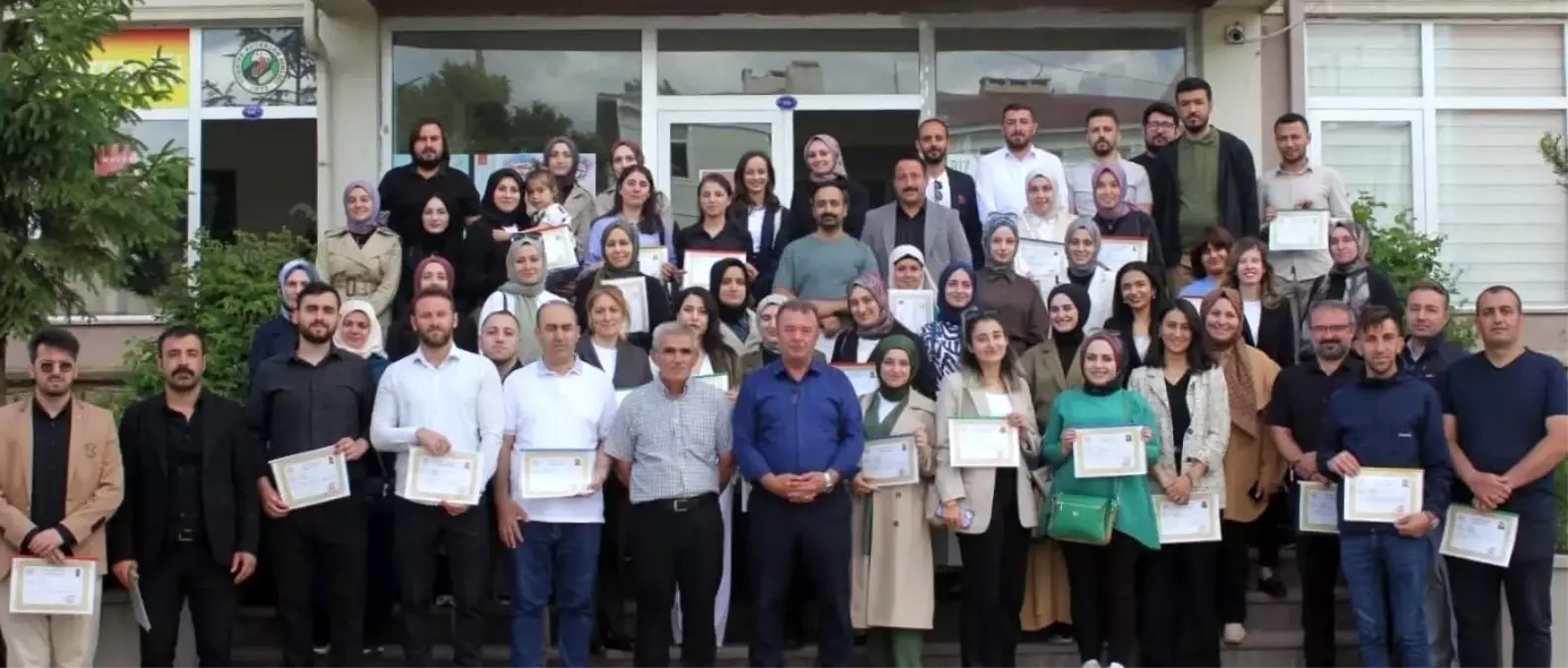 Demirözü'nde 63 Eğitimci Başarı Belgesi ile Ödüllendirildi
