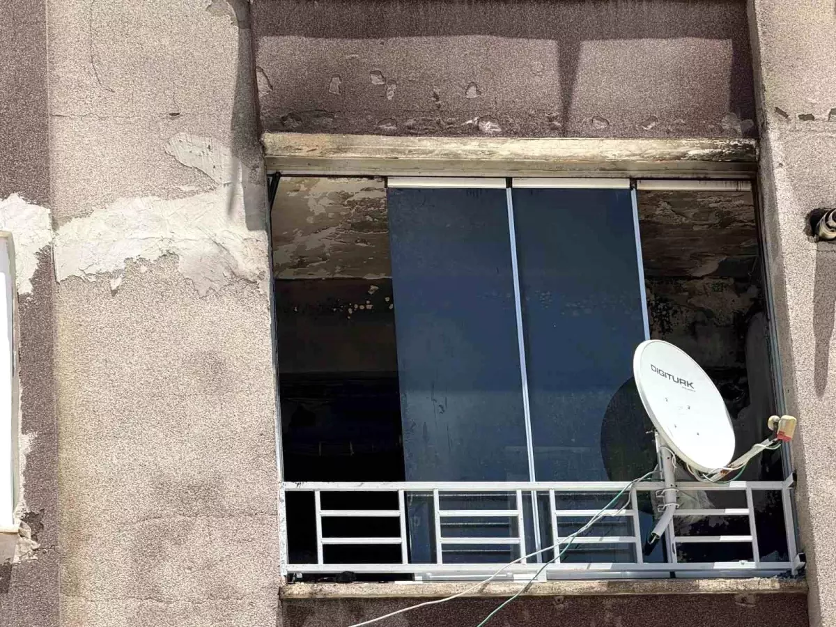 Diyarbakır'da Kombi Elektrik Panosundan Yangın Çıktı