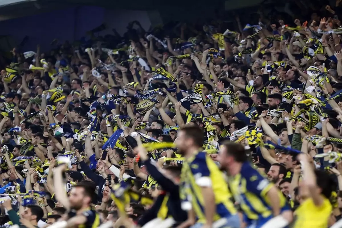 Fenerbahçe'de flaş ayrılık