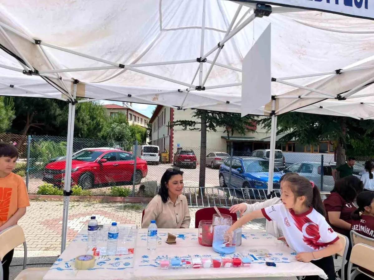 Bilecik'te Öğrenci ve Velilerin Buluştuğu Mihalfest Etkinliği Düzenlendi