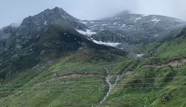 Image from Turkey! It turned white in June