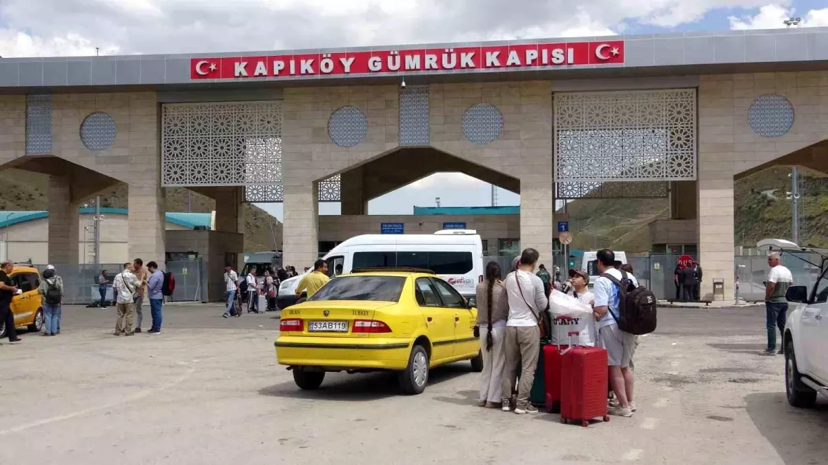 İran ile İsrail Arasındaki Çatışmalara Rağmen İranlı Turistlerin Türkiye Ziyareti Devam Ediyor