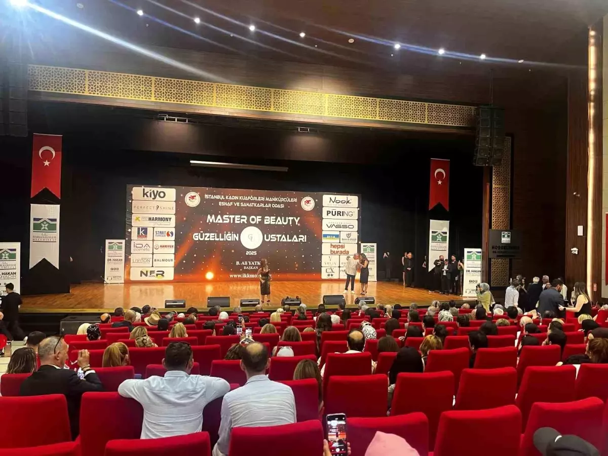 İstanbul'da Kadın Kuaförleri ve Manikürcüleri Ödülleri Sahiplerini Buldu