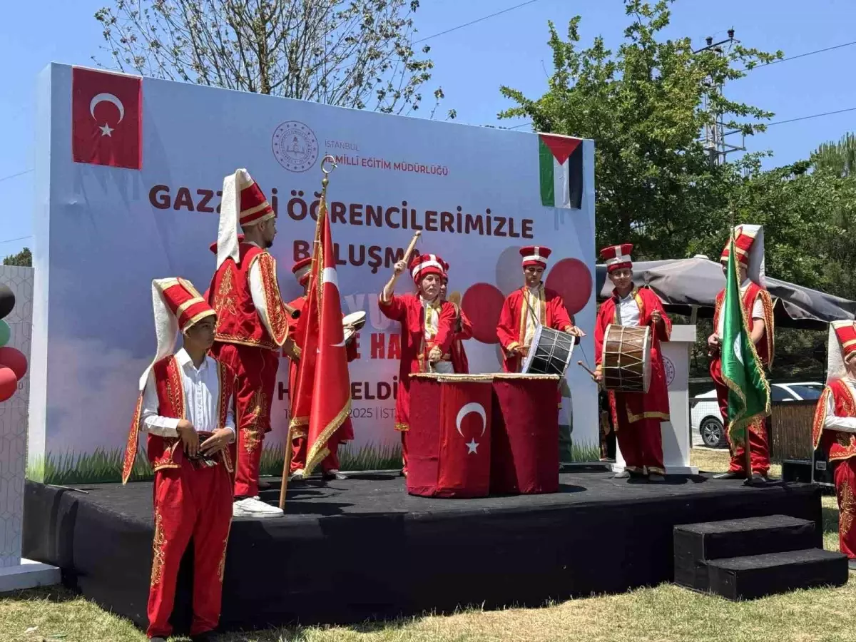 Gazzeli Çocuklar İstanbul'da Eğlenceli Bir Gün Geçirdi