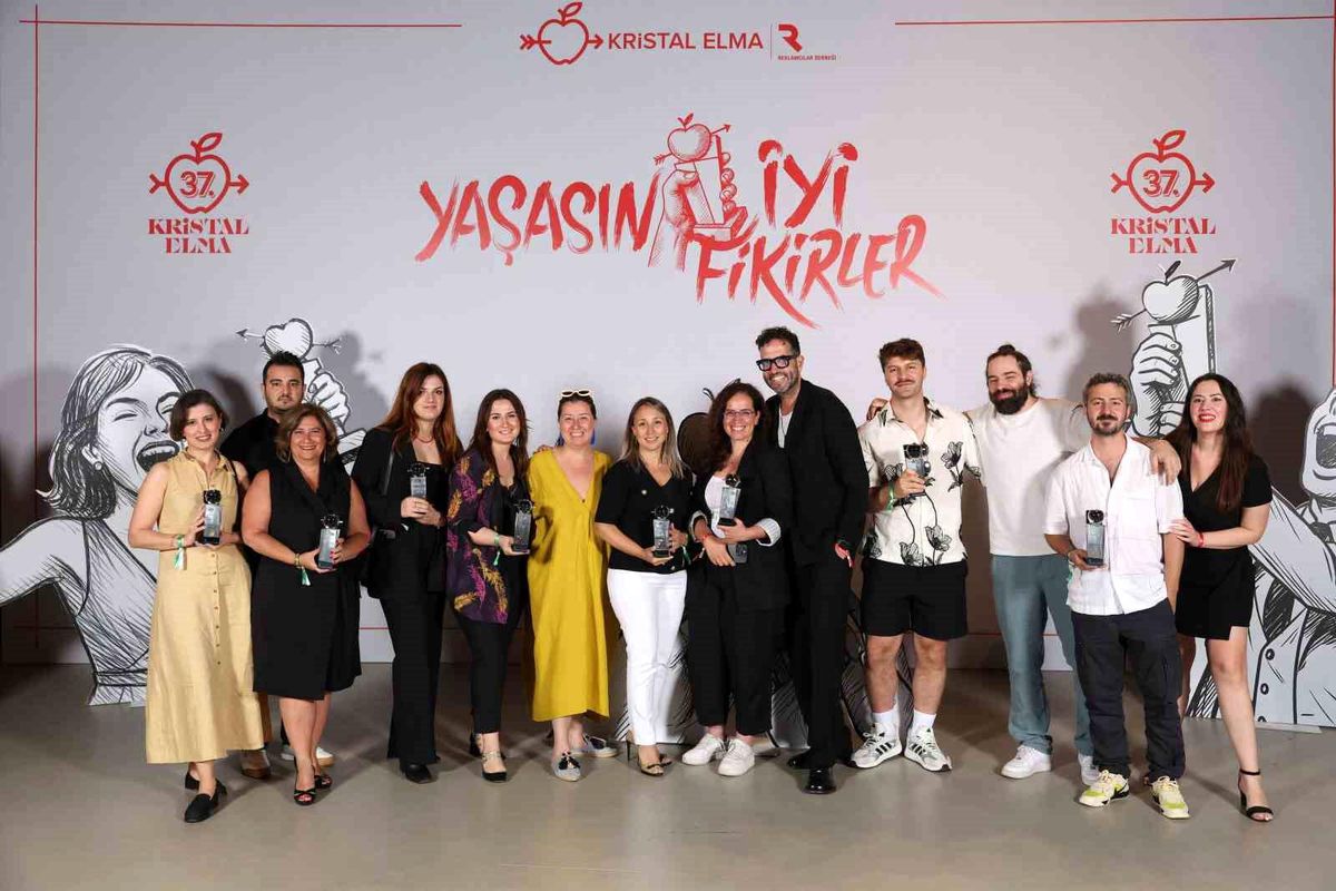 Kiğılı, Kristal Elma Ödülleri'nde Bir Büyük Ödül ve Altı Kristal Elma Kazandı