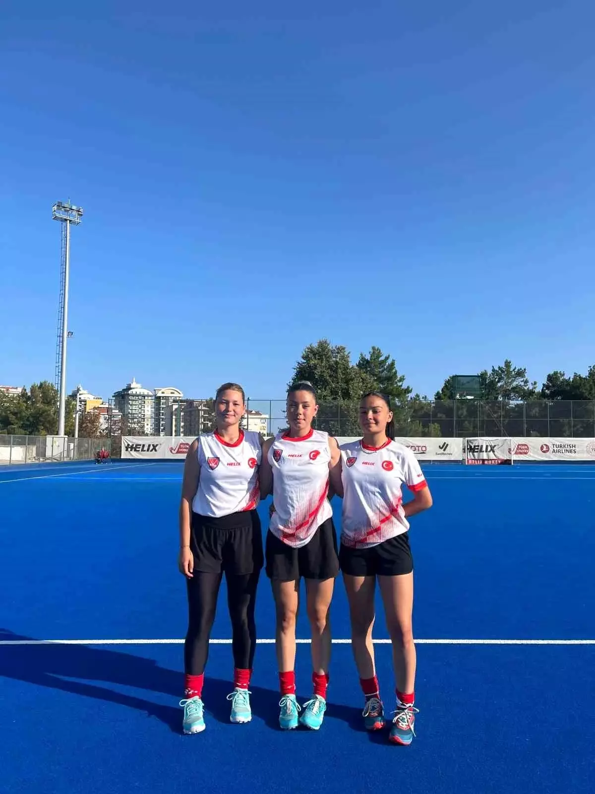Muğlalı Sporcular U18 Kadın Hokey Milli Takımı'na Seçildi