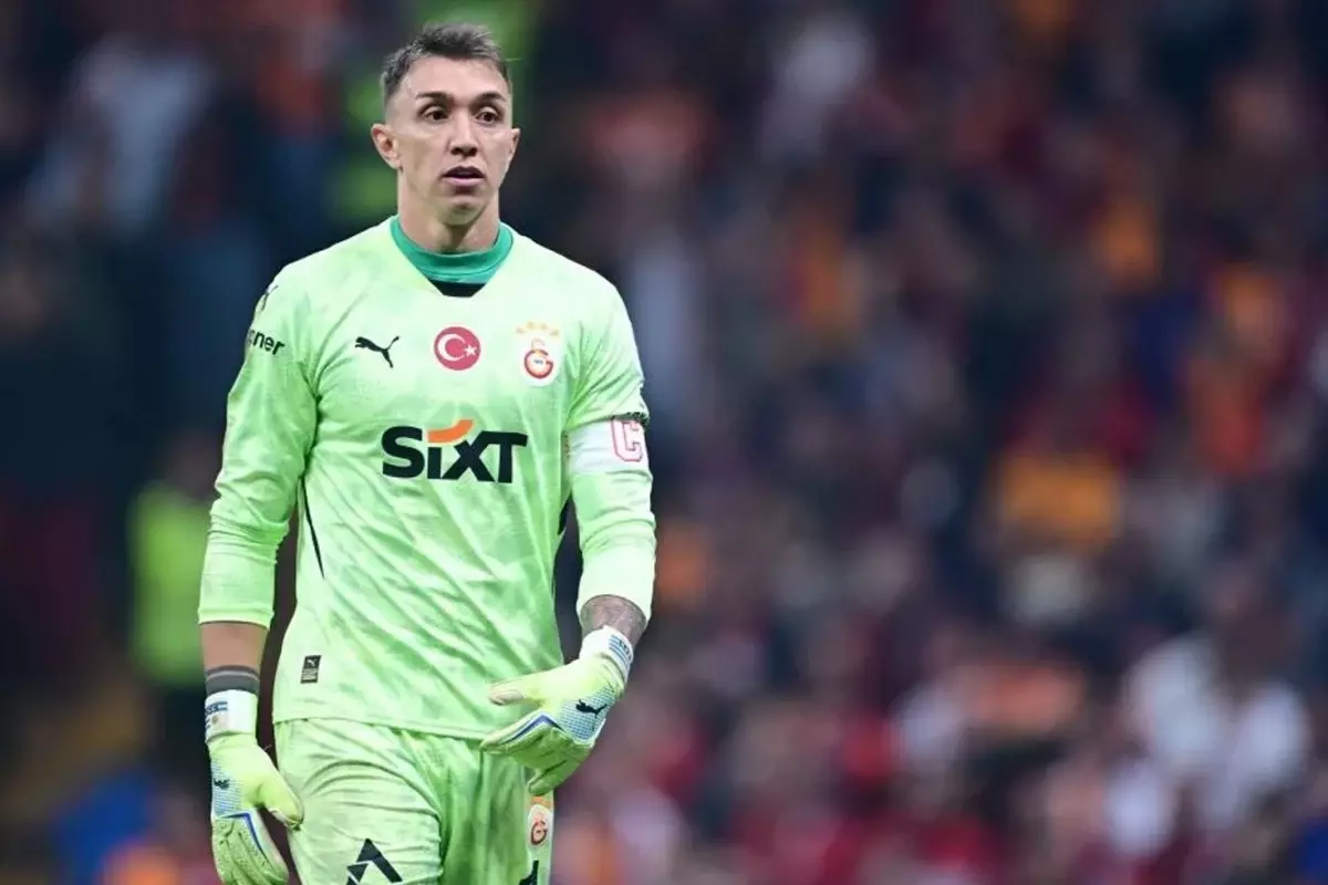 Muslera yıllar sonra itiraf etti: Türkiye'de küme düşmelerine çok üzüldüm