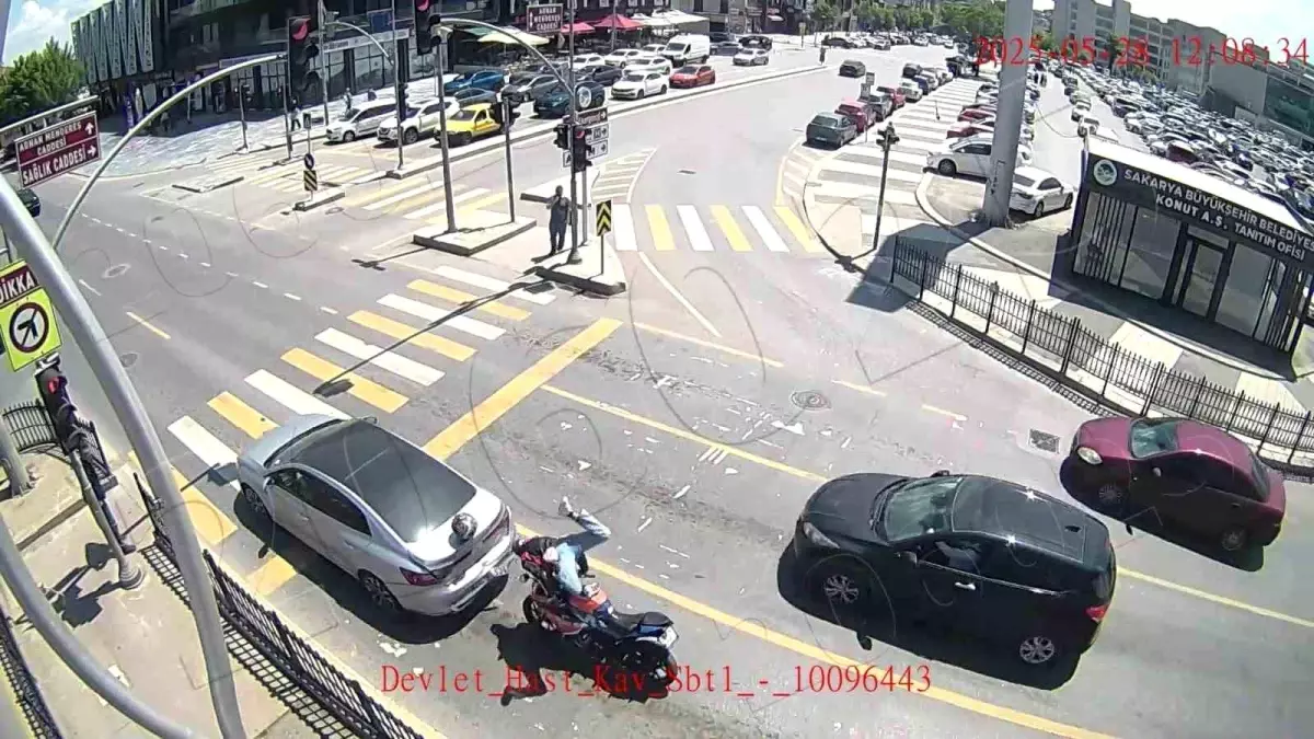 Sakarya'da Trafik Kazaları KGYS Kameralarına Yansıdı