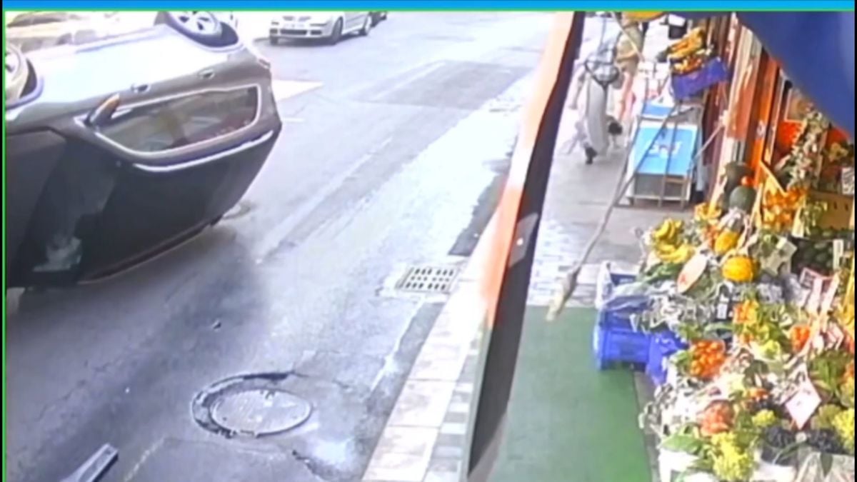 Sarıyer'de Cip ile Motosikletin Çarpıştığı Kaza Güvenlik Kamerasında