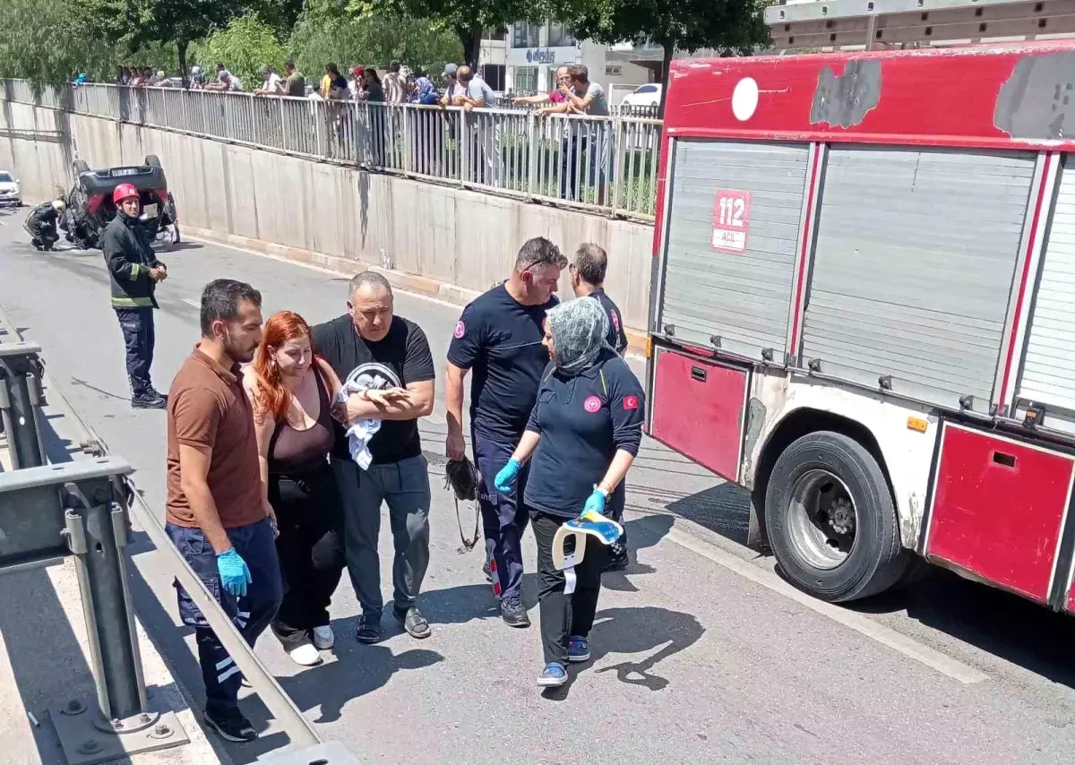 Antalya'da Direksiyon Hakimiyetini Kaybeden Araç Takla Attı