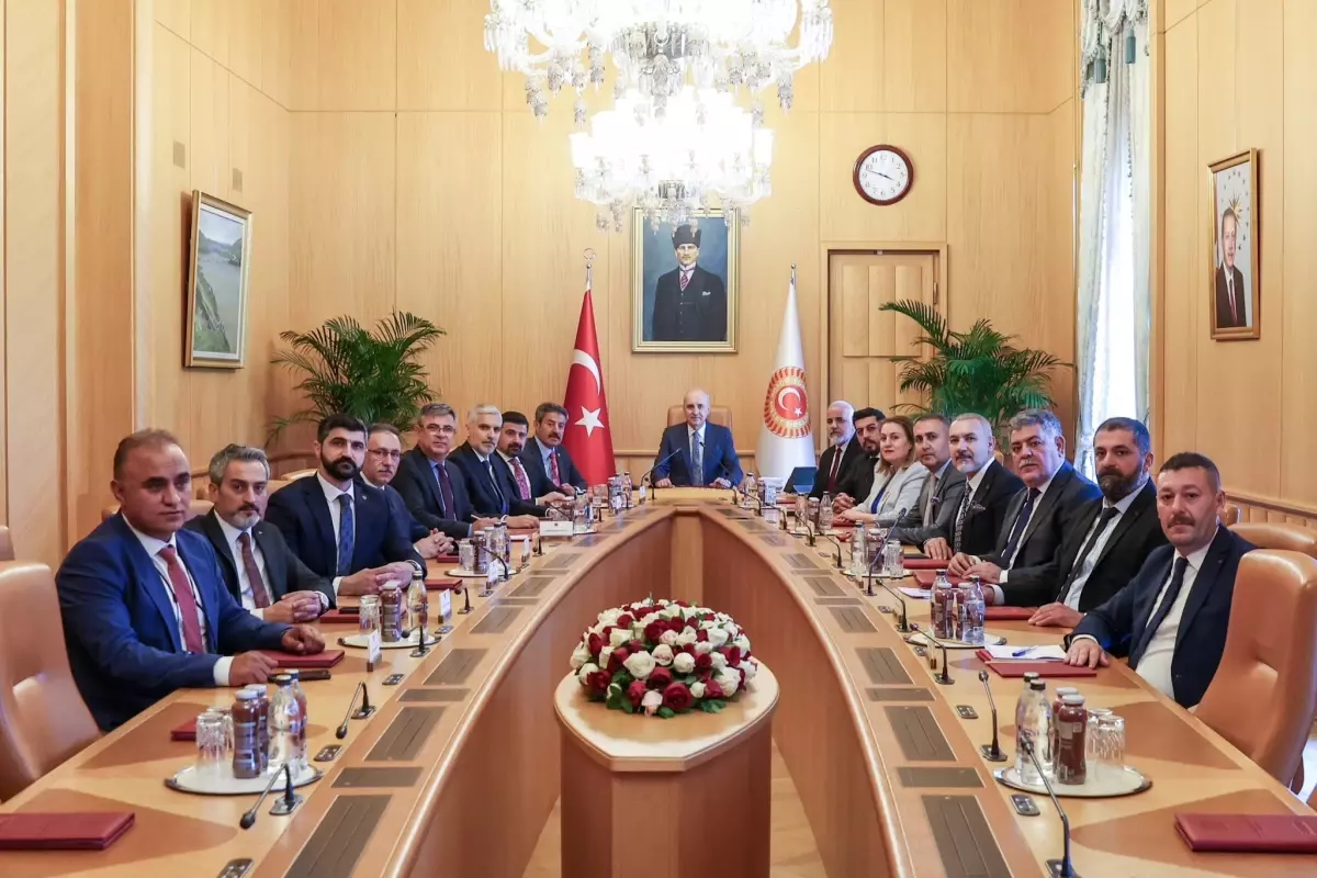 TBMM Başkanı Kurtulmuş, Doğu ve Güneydoğu Baro Başkanları ile Bir Araya Geldi