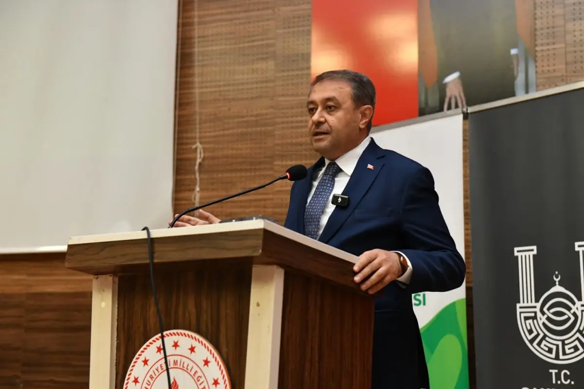 Vali Şıldak, uyuşturucu ile mücadelede din adamlarının aktif rol almasını istedi