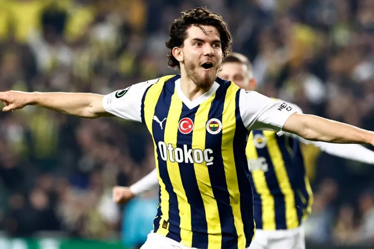 Valizlerini bile topladı! Ferdi Kadıoğlu Süper Lig'e geri dönüyor