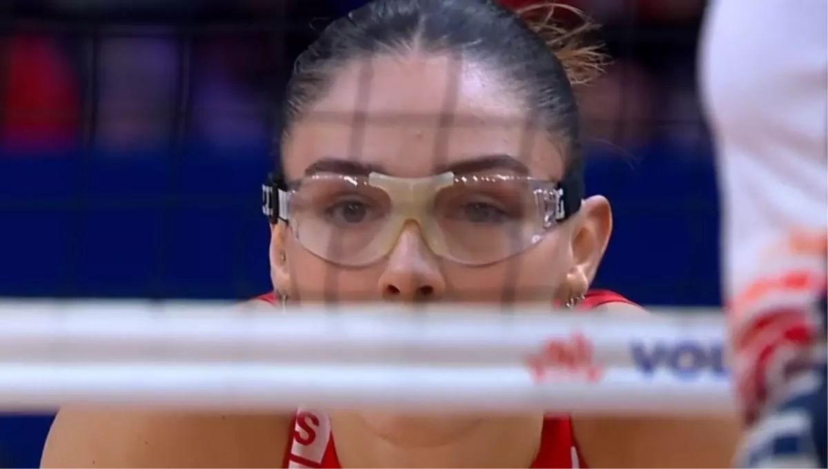 Zehra Güneş neden maske takıyor?