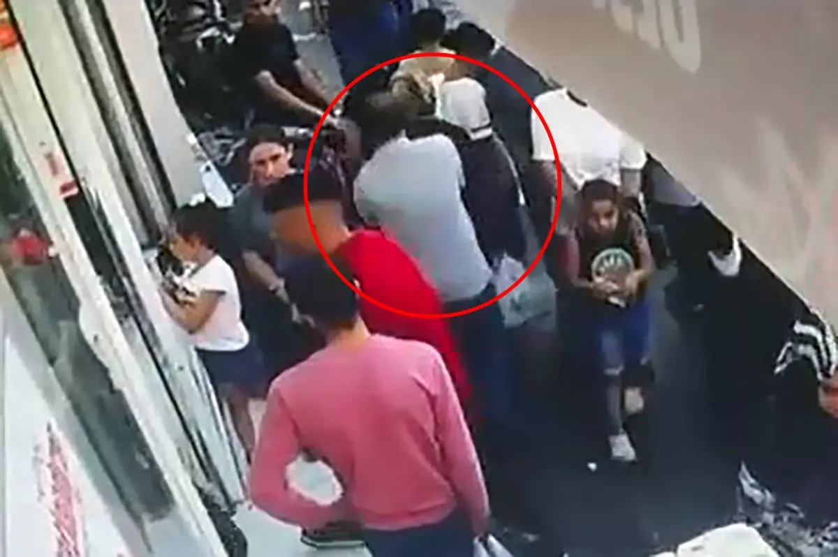 Adana'da Bayram Alışverişinde Hırsızlık Olayı