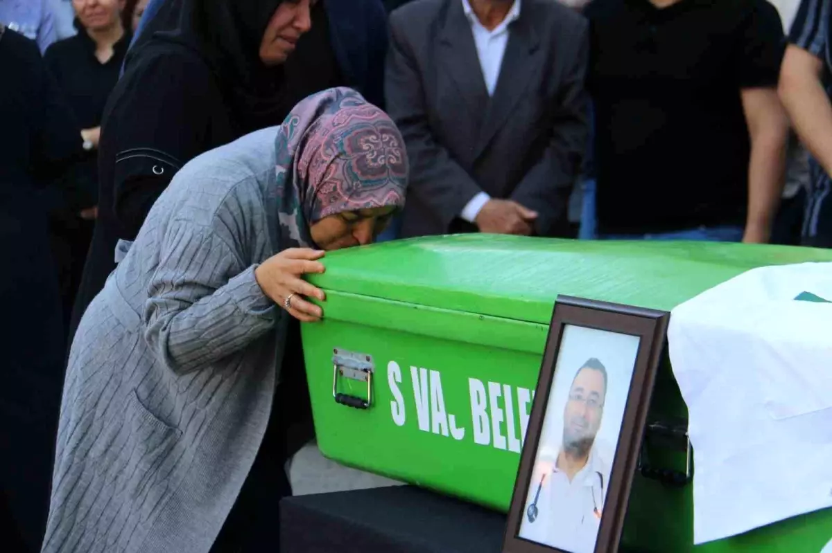 Sivas'ta Beyin Tümörü Tedavisi Gören Doktor Hayatını Kaybetti