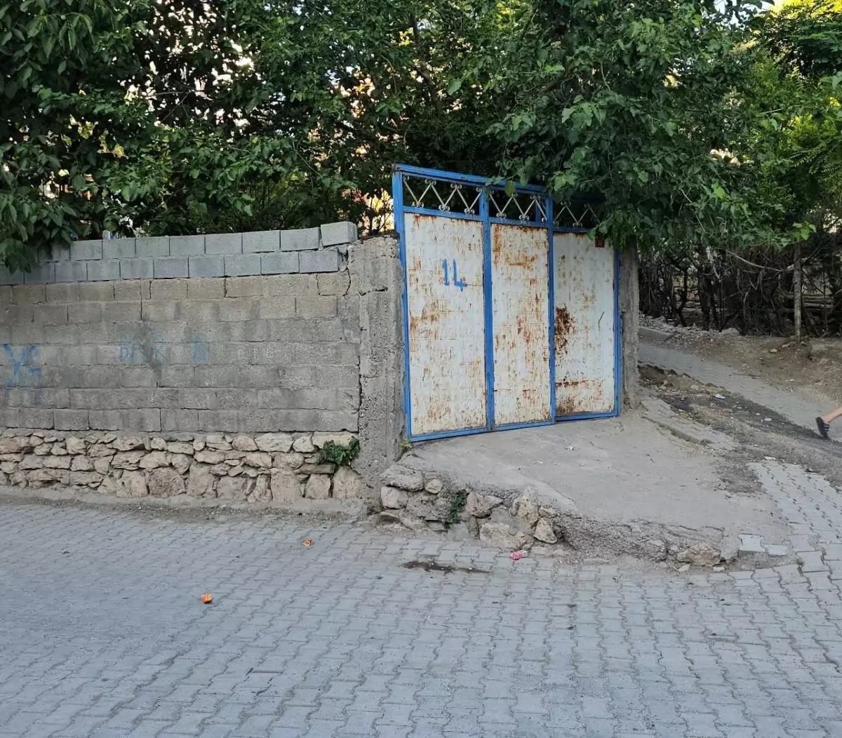 Diyarbakır'da Baba, Çocuklarını Bıçakla Yaraladı