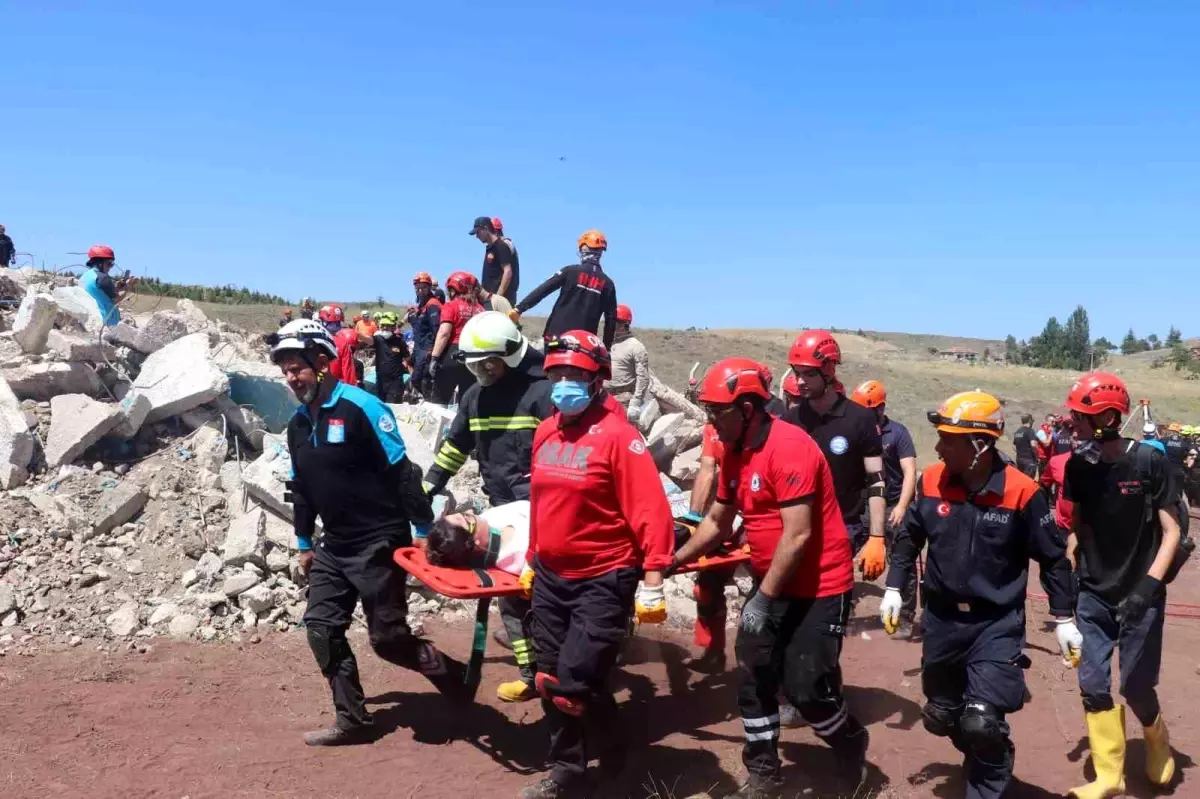 Eskişehir'de Çoklu Afet Müdahale Tatbikatı Gerçekleştirildi