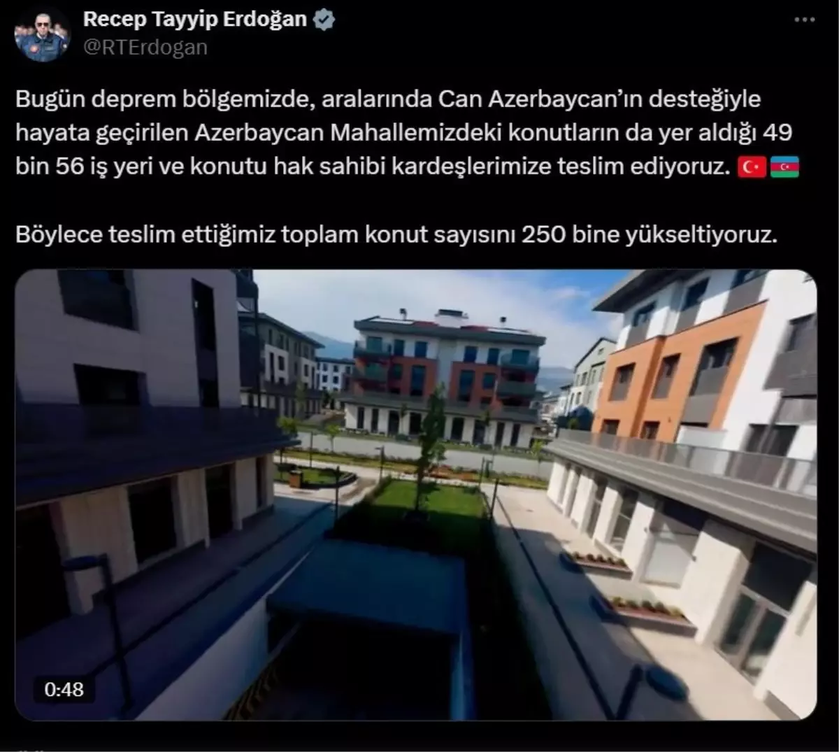 Cumhurbaşkanı Erdoğan, deprem bölgesinde konutları hak sahiplerine teslim etti