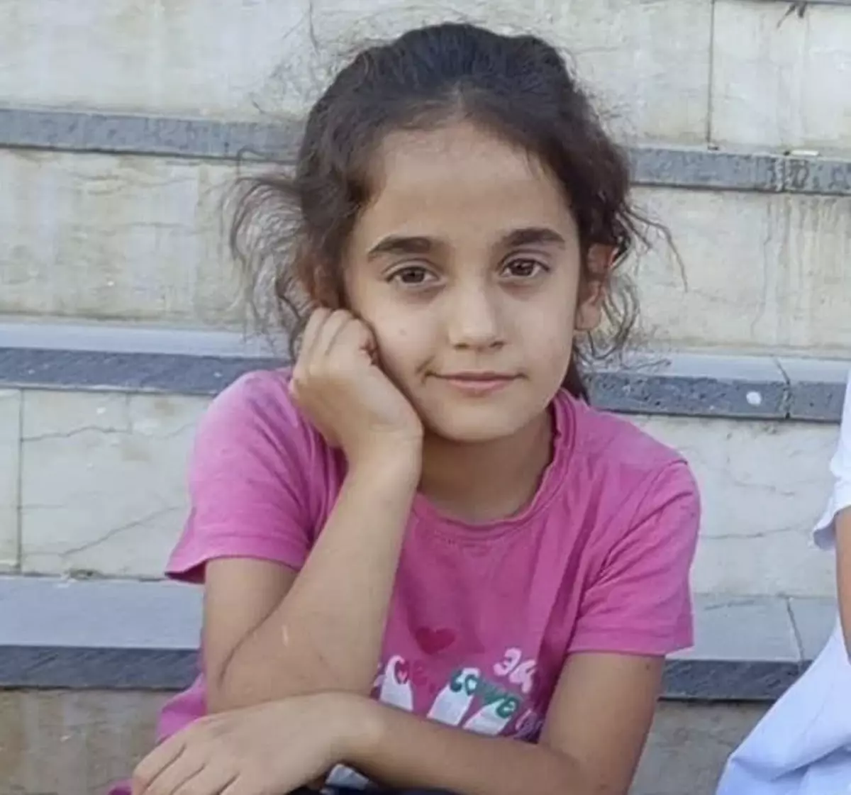 Diyarbakır'da Kayıp 9 Yaşındaki Yasemin Yıldırım Bıçaklanarak Öldürüldü