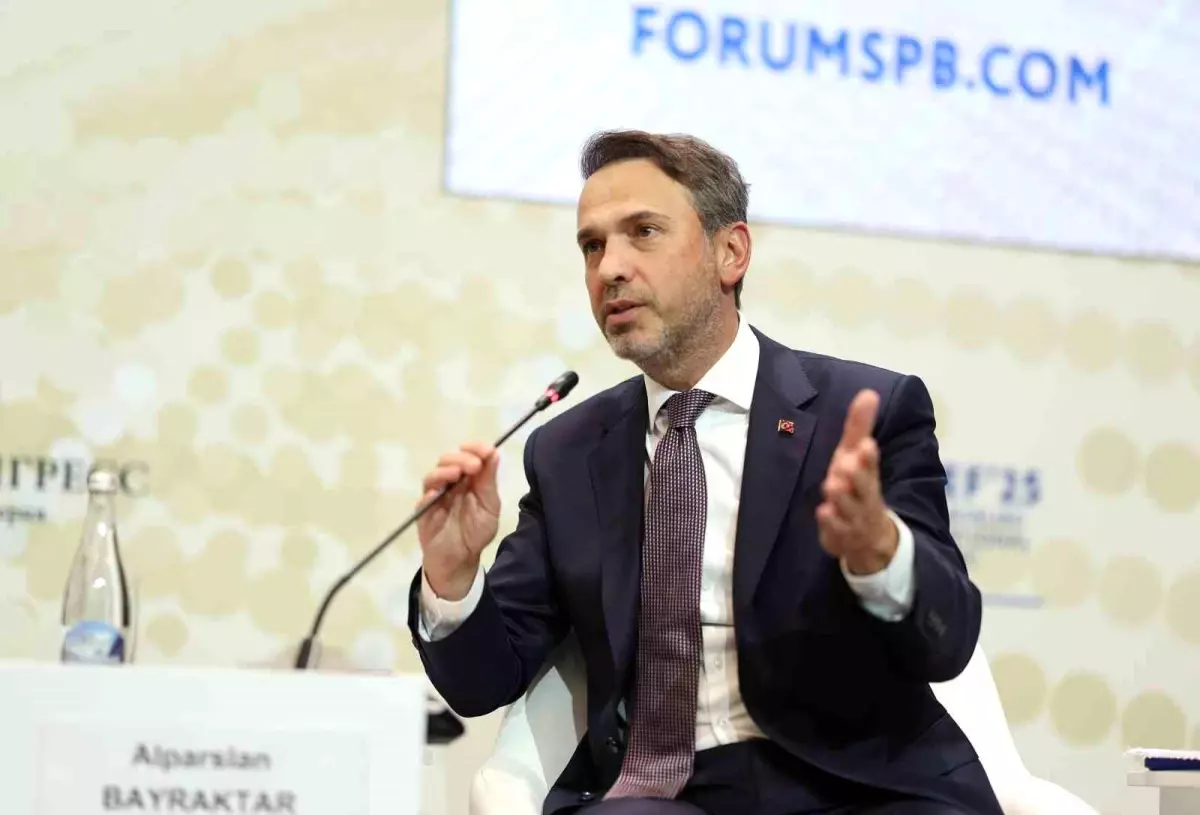 Bakan Bayraktar: İran Türkiye'nin En Büyük Gaz Tedarikçilerinden Biri