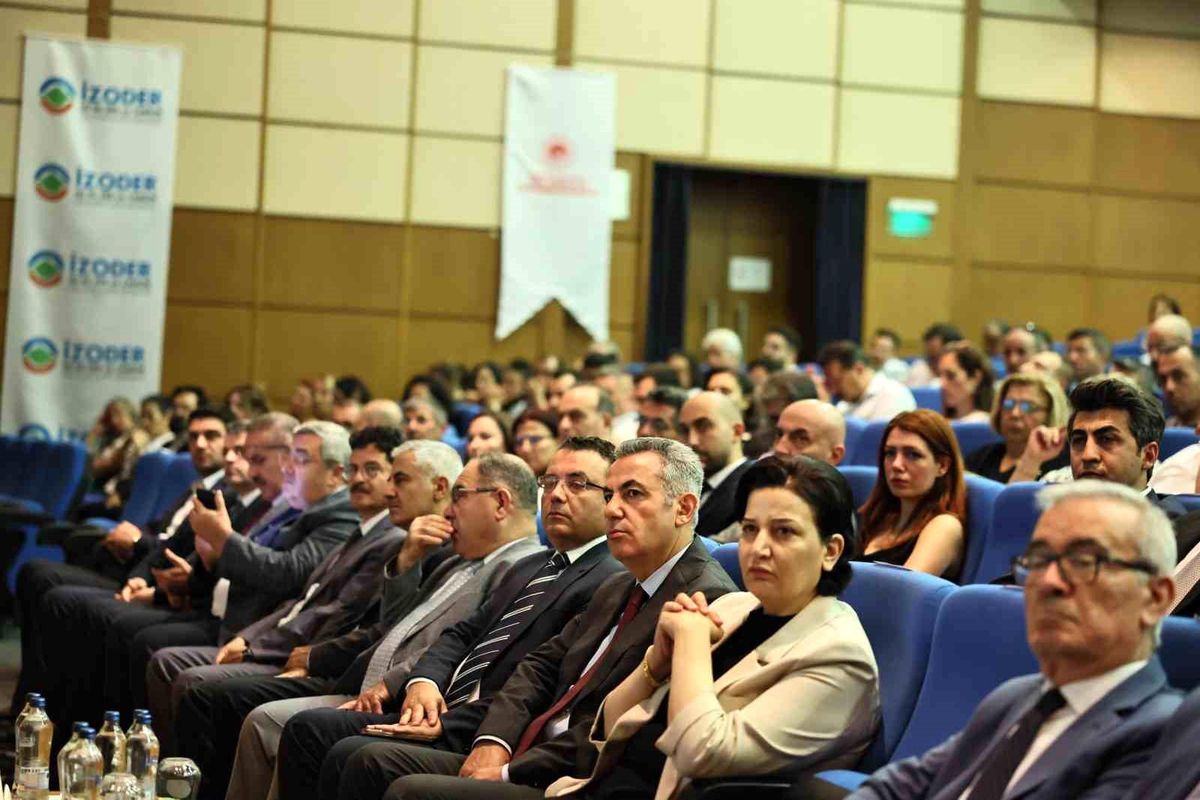 Enerji Verimliliği Bölgesel Eğitimleri'nin üçüncüsü İzmir'de düzenlendi