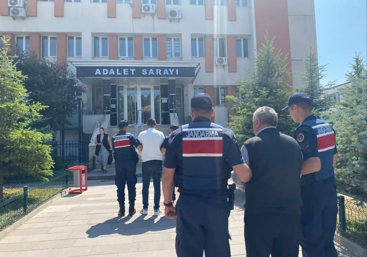 Eskişehir'de Tefeci Operasyonu: 2 Şüpheli Tutuklandı