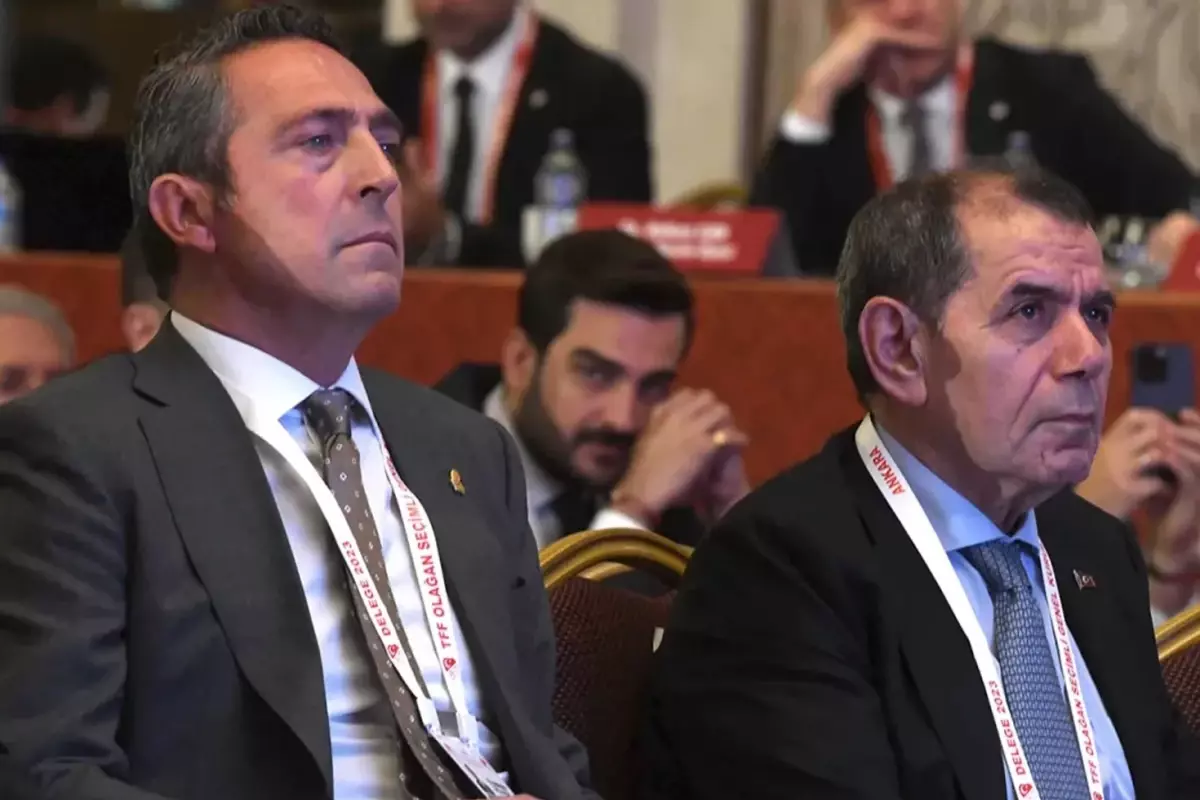 Fenerbahçe ve Galatasaray 50 milyon euroluk yıldız için yarışa girdi