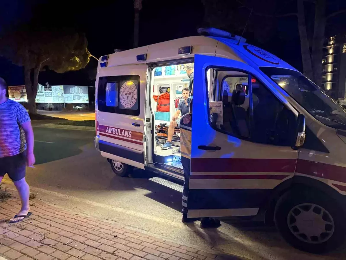 Antalya'da Motosiklet Kazası: 1 Yaralı