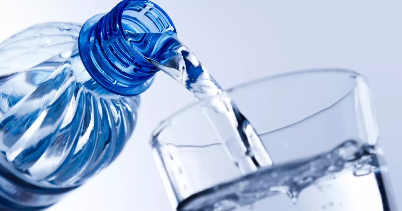 Günde kaç litre su içilmeli? Günlük su ihtiyacı nasıl hesaplanır?