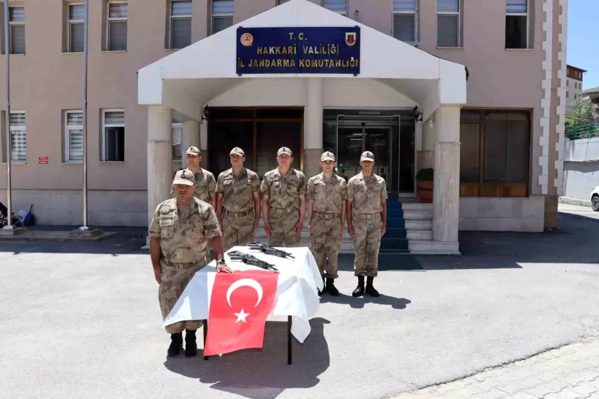 Özel Gereksinimli Umut'un Jandarma Olma Hayali Gerçekleşti
