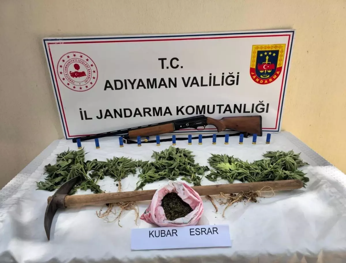 Adıyaman'da Uyuşturucu Operasyonu: 400 Gram Esrar ve Kenevir Ele Geçirildi