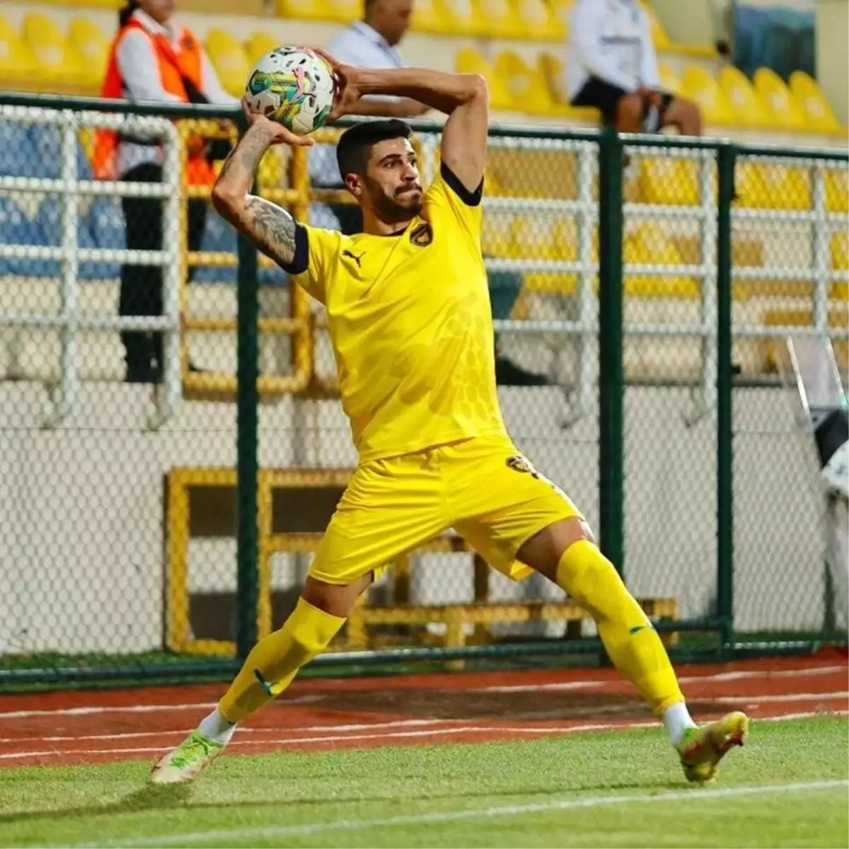 Menemen FK Kaptanı Mazlum Demir, Şanlıurfaspor'la Anlaştı