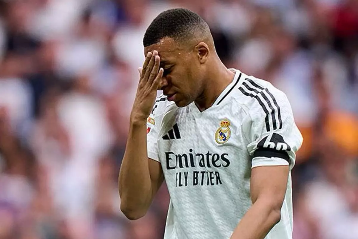 Real Madridli yıldız Kylian Mbappe hastaneye kaldırıldı