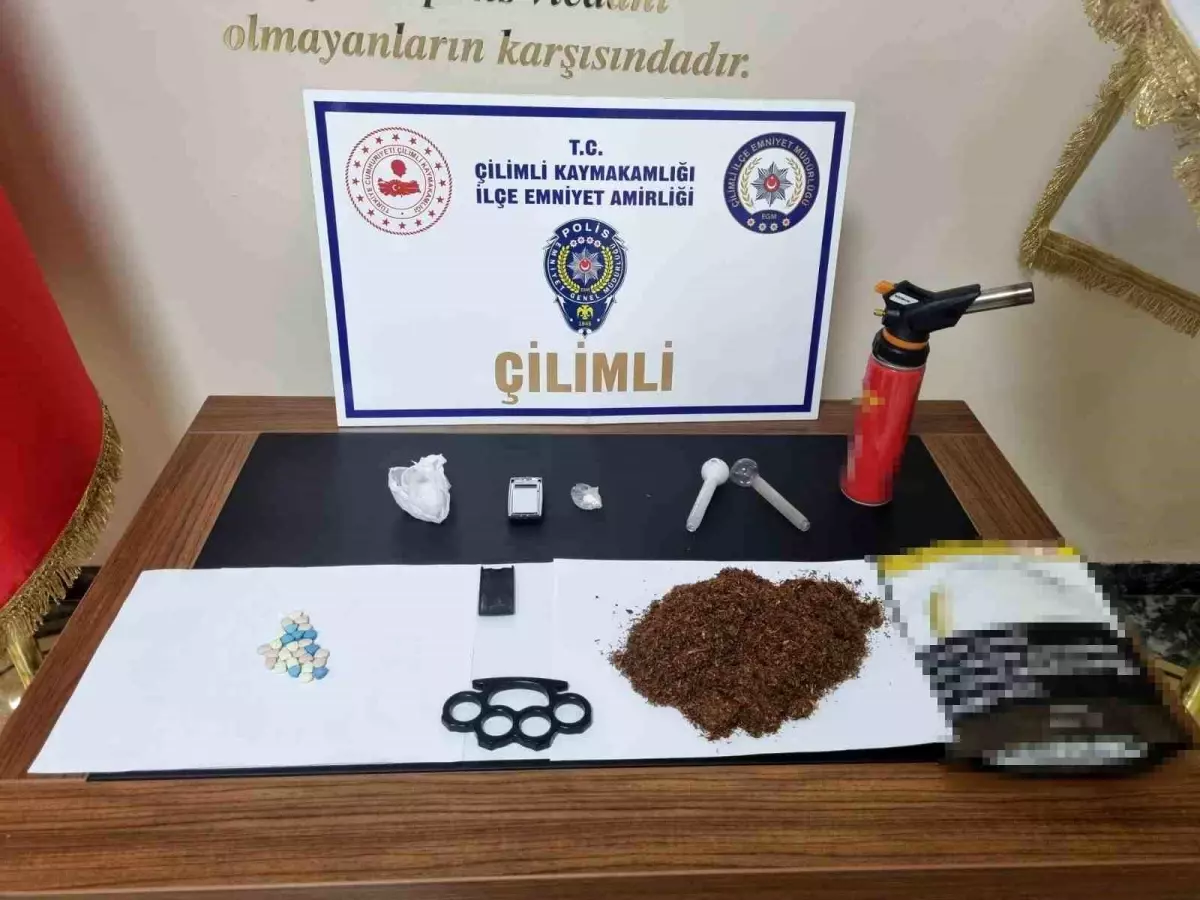 Düzce'de Uyuşturucu Operasyonu: 4 Gözaltı