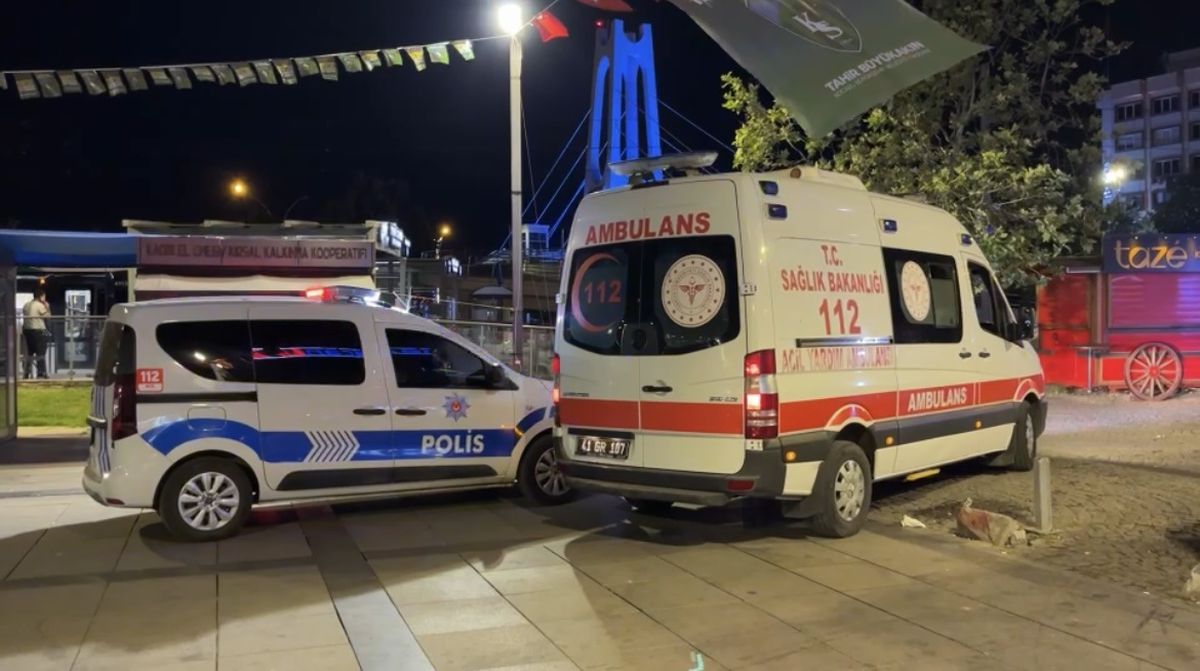 Kocaeli'de Bıçaklı Kavga: Bir Genç Yaralandı