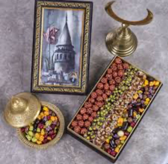 Tatlıdan daha fazlası: Hafız Mustafa 1864 ve gastronominin kültürel diplomasisi Tatlıdan daha fazlası: Hafız Mustafa 1864 ve gastronominin kültürel diplomasisi