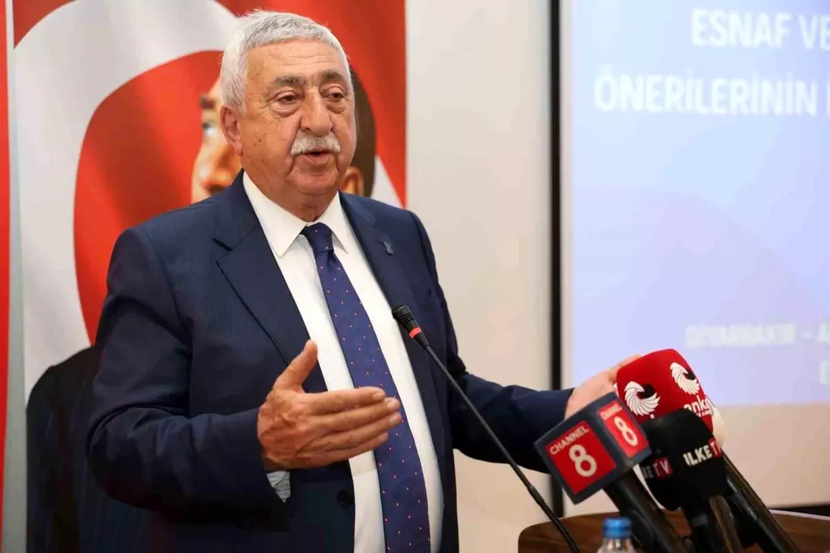 Diyarbakır'da Esnaf ve Sanatkarlar Toplantısı Gerçekleştirildi