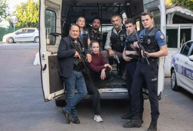 Arka Sokaklar 717. bölüm tek parça full HD izle!