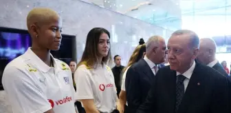 Cumhurbaşkanı Erdoğan, A Milli Kadın Voleybol Takımı'nı kabul etti