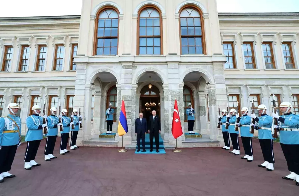 Cumhurbaşkanı Erdoğan, Ermenistan Başbakanı Paşinyan'ı kabul etti